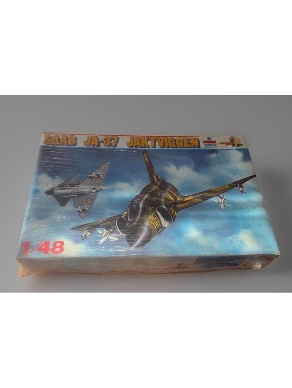 Esci Saab Ja-37 Jakviggeb 1/48 Scale Jet Fighter Model # 4059 new
